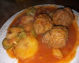 Foto del paso 8 de la receta: Albóndigas de carne a la cacerola con verduras