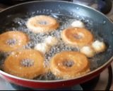 क्रिस्पी भगर डोनेट (crispy bhagar donuts recipe in marathi) रेसिपी स्टेप 5 फोटो 