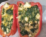 Foto del paso 3 de la receta: Morrón relleno de Espinaca, queso y huevos