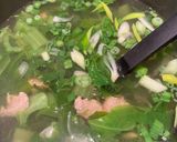 Hình bước làm 2 của món Canh cải xanh nấu thịt gà băm