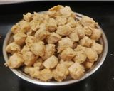 A picture of step 1 of Dry Soya Manchurian.