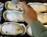 Foto langkah ke 7 dari resep Soft Sourdough Cranberry Cheese.
