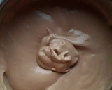 Foto del paso 4 de la receta: Tarta de galletas con mousse de chocolate y vino de Oporto