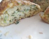 Foto langkah ke 6 dari resep Makanan Kekinian: Fluffy Omelette Kampung.