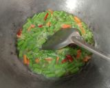 Foto langkah ke 3 dari resep Tumis Buncis Wortel Telur.