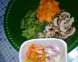 Foto langkah ke 1 dari resep Simple veggie stir fry.