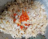 Foto langkah ke 5 dari resep Nasi goreng seafood ala Mamah Zafran.