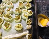 A picture of step 5 of Baked Pinwheel Samosa.