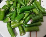 झटपट हरी मिर्च का अचार (Jhatpat hari mirch ka achar recipe in hindi) रेसिपी चरण 1 फोटो