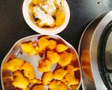 A picture of step 3 of Ram laddu (Moong dal pakoda / laddu).