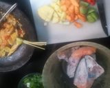 Foto langkah ke 4 dari resep Sup Kepala Salmon.