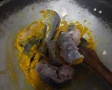 Foto langkah ke 3 dari resep Ikan Tongkol Kuah Kuning.