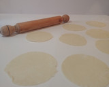 Foto del paso 5 de la receta: Tapas de empanadas caseras ☺️