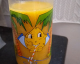 A picture of step 6 of Mango-Banana juice with Thorn Melon trace.