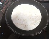Foto del paso 4 de la receta Quesadilla de espinacas, cebolla y queso