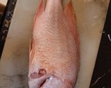 Foto langkah ke 1 dari resep Ikan Kakap Merah Asam Manis.