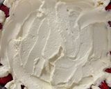 Une image de l'étape 5 de Fraisier revisité passion - chantilly mascarpone.