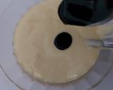 Foto langkah ke 5 dari resep Bolu Marmer Putih Telur.
