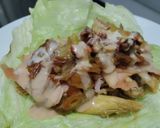 Foto del paso 9 de la receta: Wrap🌮de lechuga🥙de pollo, jamón🌯y cebolla caramelizada🥬🧅🍗🥓🍯🥙