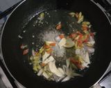 Foto langkah ke 3 dari resep Tumis Pare Teri.