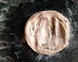 A picture of step 6 of Garlic Paratha.