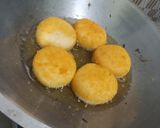 Foto langkah ke 2 dari resep Donat Sosis.