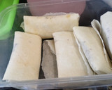 Foto langkah ke 4 dari resep Kulit Lumpia Isi Cokelat.