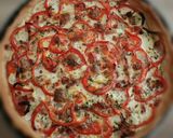 Une image de l'étape 6 de Pizza courgette poivron feta et truite fumée.