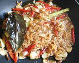 Foto langkah ke 3 dari resep Nasi Liwet Rice Cooker.