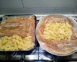 Foto del passaggio 2 della ricetta Puntine di maiale con patate aromatizzate al forno