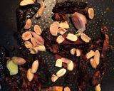 Foto del paso 2 de la receta: Salsa agridulce de cacahuate