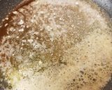 A picture of step 1 of Cheesey Garlic and peppered mushrooms ❤.