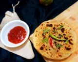 स्टफ पनीर पराठा (stuff paneer paratha recipe in marathi) रेसिपी स्टेप 7 फोटो 