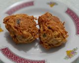 Foto langkah ke 4 dari resep Telur Dikurung Mie.