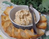 Foto del paso 3 de la receta: Crema de queso a las finas hierbas