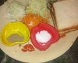 A picture of step 1 of Veg grill sandwich.