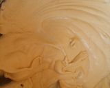 A picture of step 2 of Coconut and vanilla cupcake.