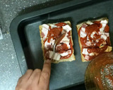 Foto del paso 1 de la receta: Pan pizza de jamon bacon cebolla y salsa barbacoa