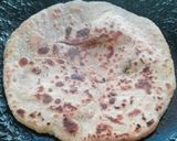A picture of step 2 of Soya granules stuff paratha.