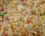 Foto langkah ke 5 dari resep Nasi Goreng Hongkong.