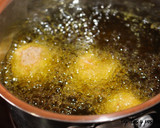 Foto del paso 7 de la receta: Bolitas crujientes de calabacín y queso