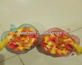 A picture of step 1 of Fruits salad with dry grapes.