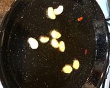 Foto del paso 1 de la receta Fideuá con sepia gambas y cigalas