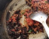 कच्चे केले कि मसालेदार सब्जी(kachhe keke ki masaledar sabzi recipe in hindi) रेसिपी चरण 2 फोटो