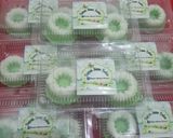 Foto langkah ke 10 dari resep 10. Kue Putu Ayu Super Lembut.