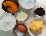 Foto langkah ke 1 dari resep 155. Bolu Labu Kuning Kukus.