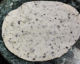 A picture of step 7 of Methi mathri.