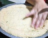 Foto langkah ke 6 dari resep "Veggie Cheese" pizza dough with TunaCorn mayo.