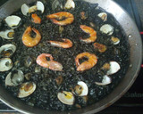 Foto del paso 9 de la receta: ✅🗣📢 Arroz Negro de Marisco 🦑🦐