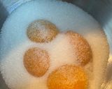 Foto del paso 2 de la receta: Mona bizcocho con yema quemada rellena de trufa - UESA
